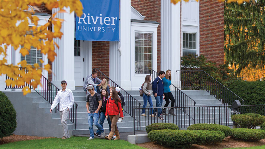 River university. University of New Hampshire. University in New Hampshire. Rivier University где находится. New Hampshire ems.